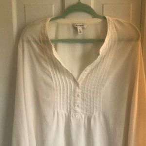 Old Navy Cream Blouse with pleated button placket size XL